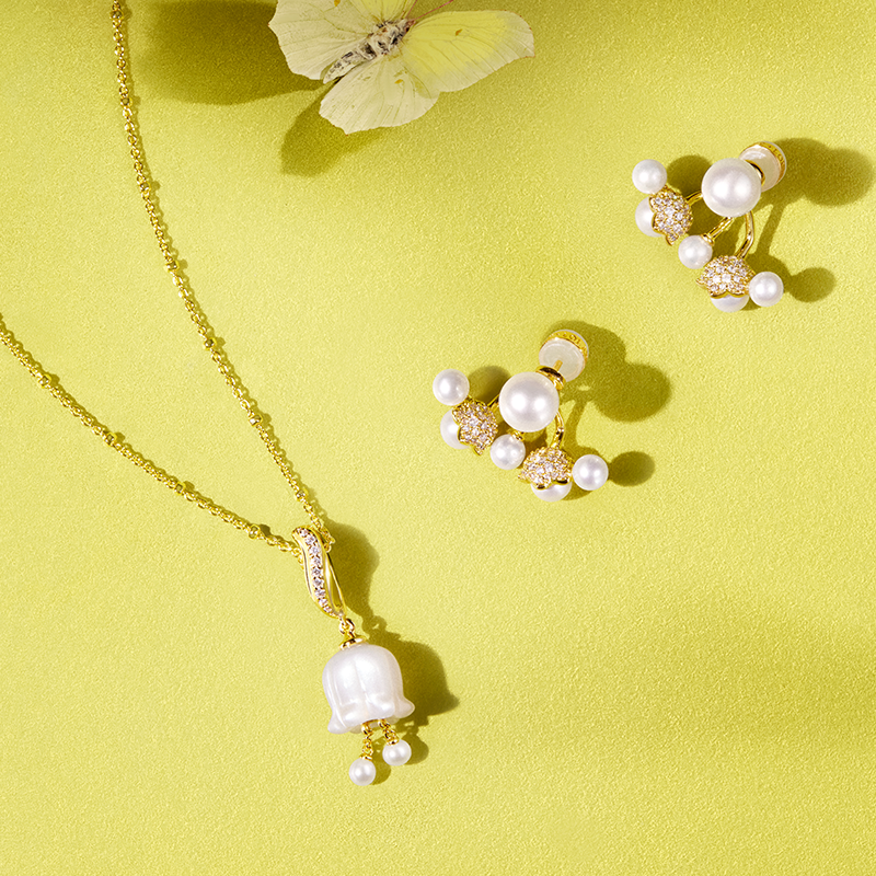 Blossom Lily of the Valley Necklace & Earrings Gift Set