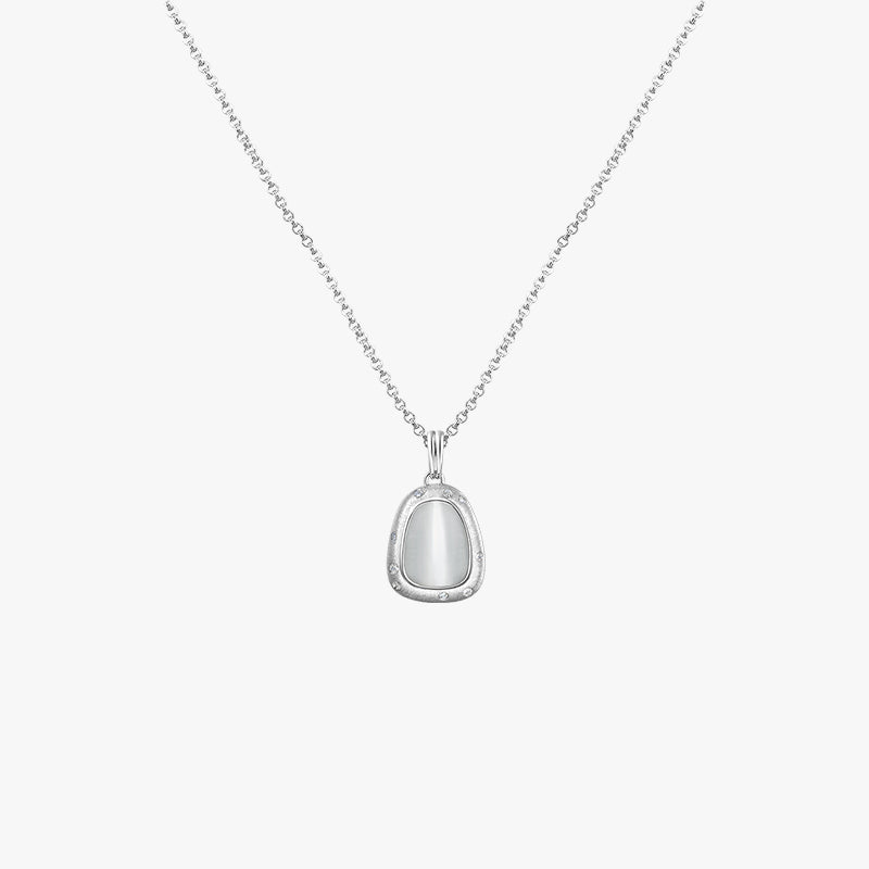 Cat’s Eye Glass Necklace