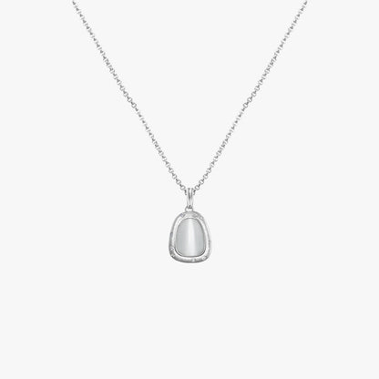 Cat’s Eye Glass Necklace