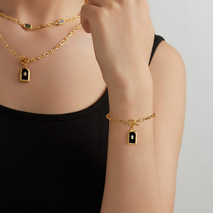Arch Black Onyx Bracelet