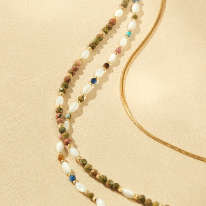 Variegated Green Stone Bead Necklace