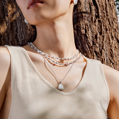 Cat’s Eye Glass Necklace
