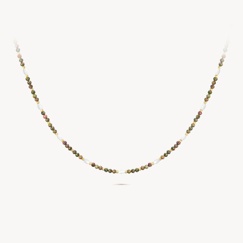 Variegated Green Stone Bead Necklace