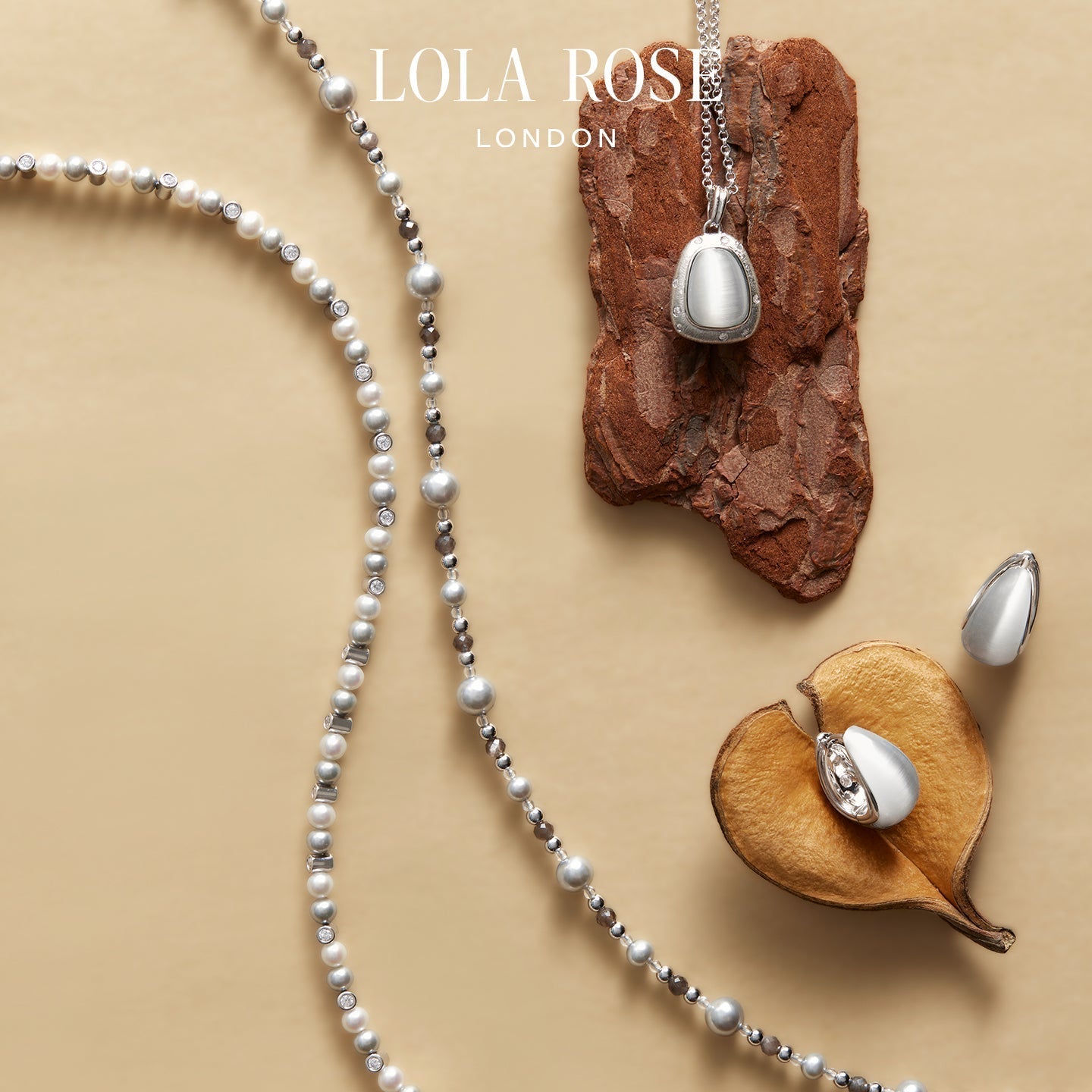 Cat’s Eye Glass Necklace